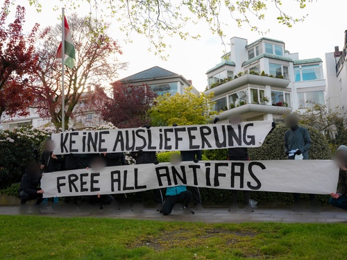 Keine Auslieferung - Free all Antifas